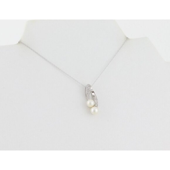 10k White Gold Freshwater Pearl and Diamond Necklace 18" Chain - Picture 6 of 7